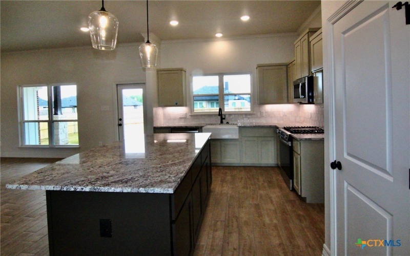 6018 Parma Lane, Temple, TX 76502, 3 Bedrooms Bedrooms, ,2 BathroomsBathrooms,Residential,For Sale,6018 Parma Lane,579018