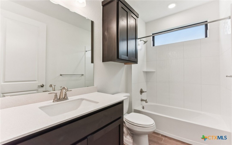 104 Olive Blossom Trail, San Marcos, TX 78666, 2 Habitaciones Habitaciones , ,2 BañosBaños,Residential,En Venta,104 Olive Blossom Trail,0,579034