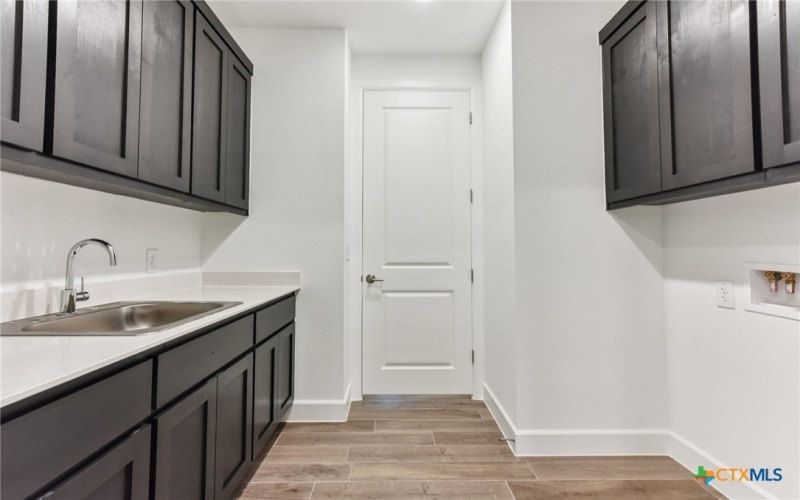 104 Olive Blossom Trail, San Marcos, TX 78666, 2 Habitaciones Habitaciones , ,2 BañosBaños,Residential,En Venta,104 Olive Blossom Trail,0,579034