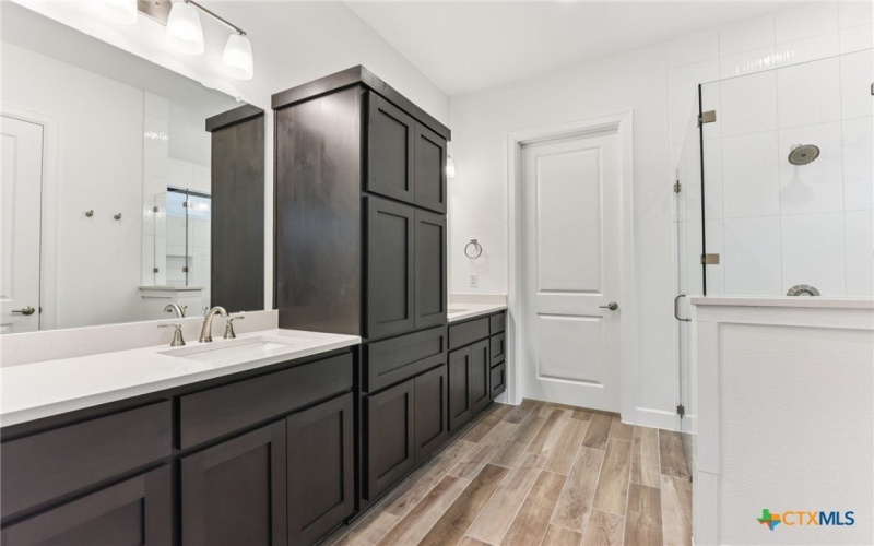 104 Olive Blossom Trail, San Marcos, TX 78666, 2 Habitaciones Habitaciones , ,2 BañosBaños,Residential,En Venta,104 Olive Blossom Trail,0,579034