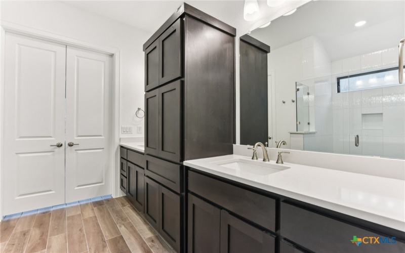 104 Olive Blossom Trail, San Marcos, TX 78666, 2 Habitaciones Habitaciones , ,2 BañosBaños,Residential,En Venta,104 Olive Blossom Trail,0,579034