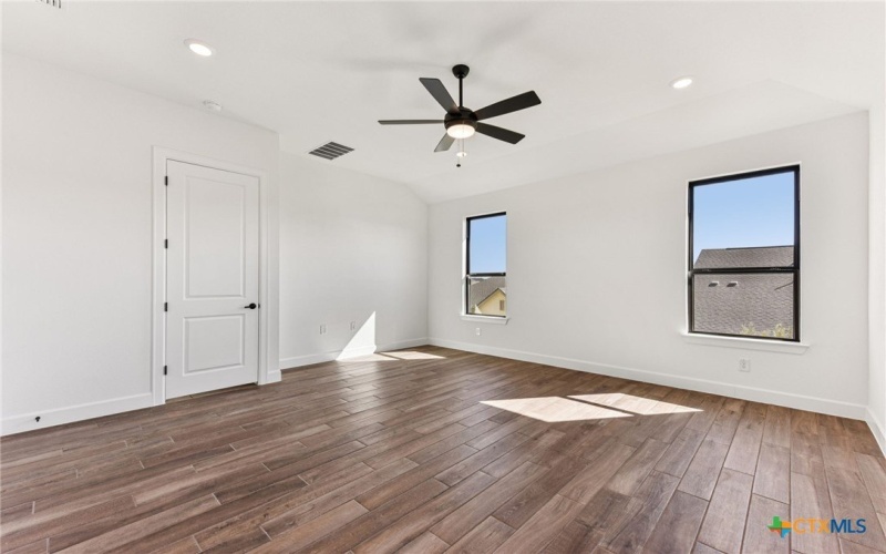 203 Olive Blossom Trail, San Marcos, TX 78666, 4 Habitaciones Habitaciones , ,3 BañosBaños,Residential,En Venta,203 Olive Blossom Trail,0,579196