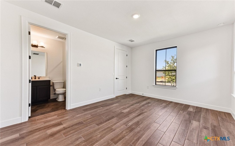 203 Olive Blossom Trail, San Marcos, TX 78666, 4 Habitaciones Habitaciones , ,3 BañosBaños,Residential,En Venta,203 Olive Blossom Trail,0,579196