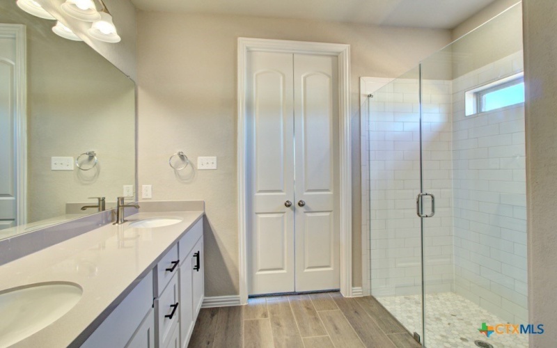 850 Saltbush Street, New Braunfels, TX 78130, 5 Habitaciones Habitaciones , ,5 BañosBaños,Residential,En Venta,850 Saltbush Street,579245