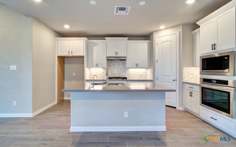 850 Saltbush Street, New Braunfels, TX 78130, 5 Habitaciones Habitaciones , ,5 BañosBaños,Residential,En Venta,850 Saltbush Street,579245