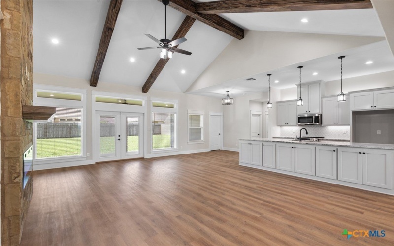 309 Silver Lake, Victoria, TX 77904, 4 Bedrooms Bedrooms, ,3 BathroomsBathrooms,Residential,For Sale,309 Silver Lake,0,579421