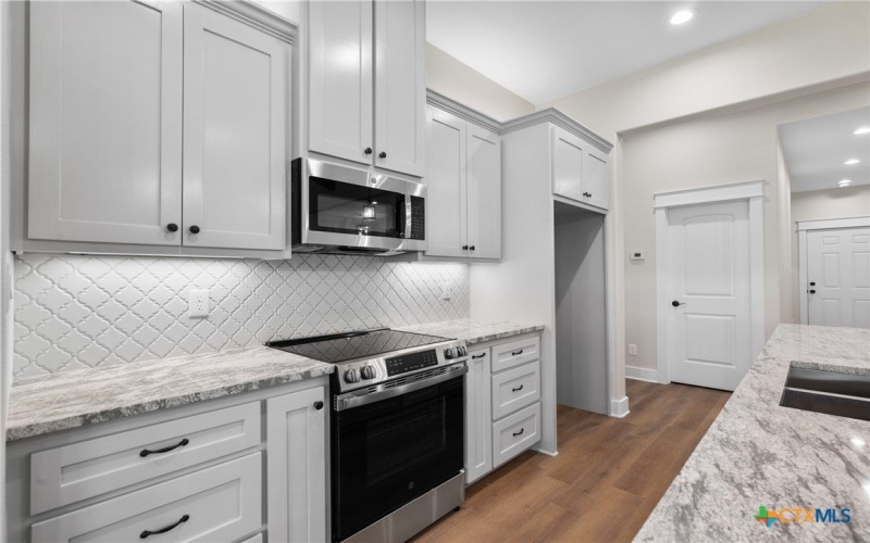 309 Silver Lake, Victoria, TX 77904, 4 Bedrooms Bedrooms, ,3 BathroomsBathrooms,Residential,For Sale,309 Silver Lake,0,579421