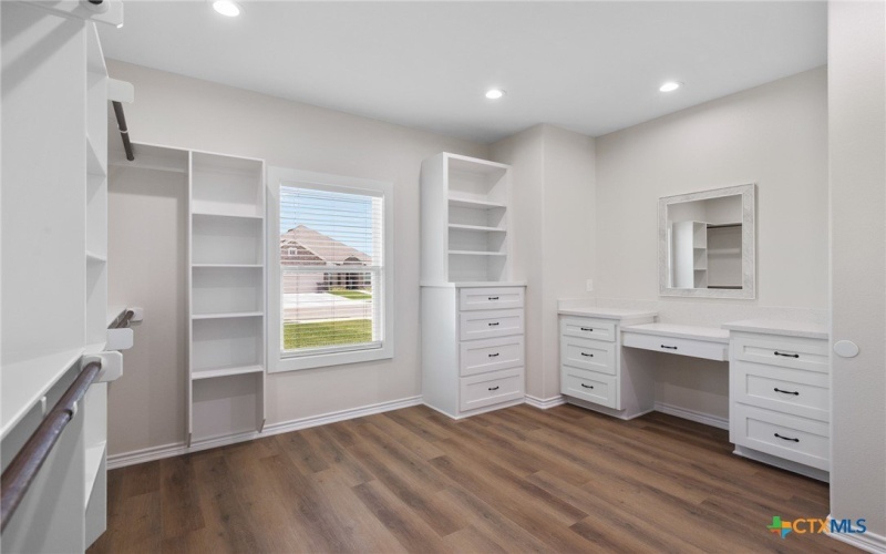 309 Silver Lake, Victoria, TX 77904, 4 Bedrooms Bedrooms, ,3 BathroomsBathrooms,Residential,For Sale,309 Silver Lake,0,579421