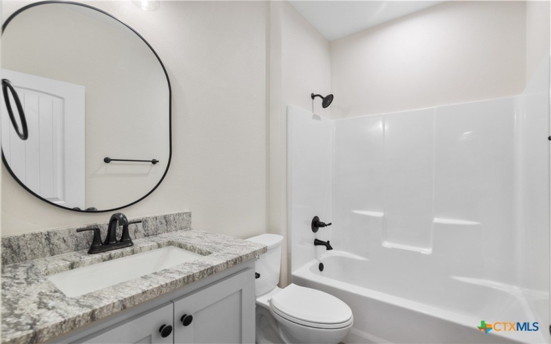 309 Silver Lake, Victoria, TX 77904, 4 Bedrooms Bedrooms, ,3 BathroomsBathrooms,Residential,For Sale,309 Silver Lake,0,579421