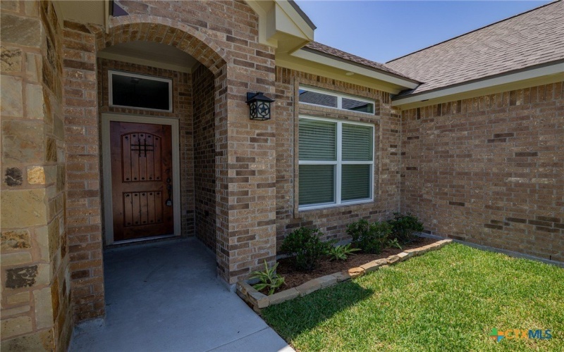 309 Silver Lake, Victoria, TX 77904, 4 Bedrooms Bedrooms, ,3 BathroomsBathrooms,Residential,For Sale,309 Silver Lake,0,579421
