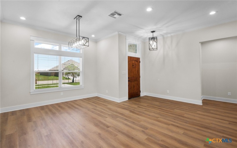 309 Silver Lake, Victoria, TX 77904, 4 Bedrooms Bedrooms, ,3 BathroomsBathrooms,Residential,For Sale,309 Silver Lake,0,579421