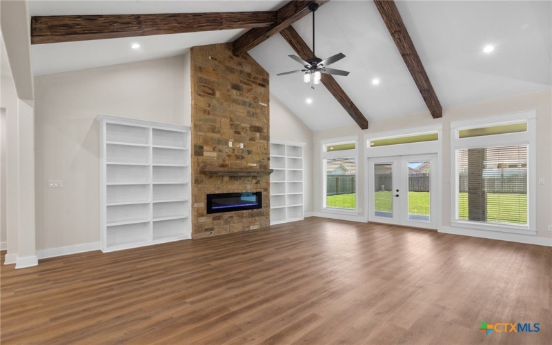 309 Silver Lake, Victoria, TX 77904, 4 Bedrooms Bedrooms, ,3 BathroomsBathrooms,Residential,For Sale,309 Silver Lake,0,579421