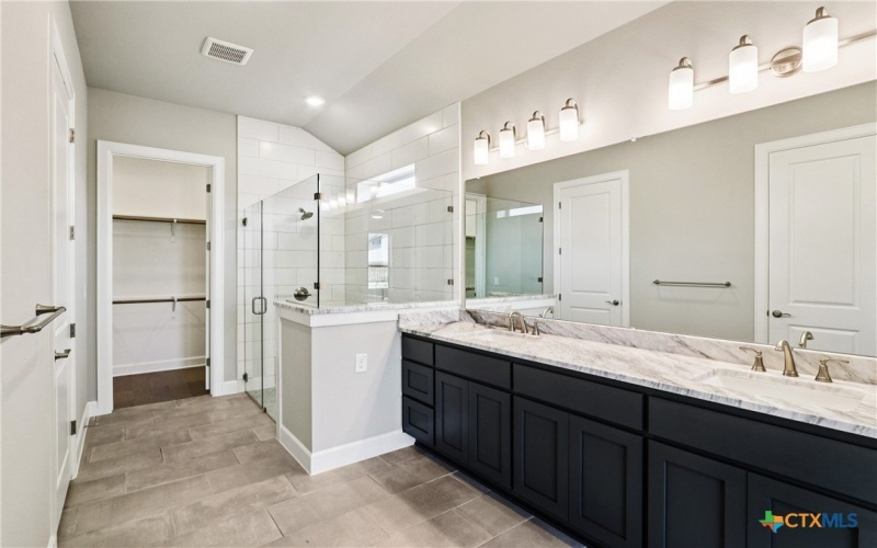 207 Sprinting Peak Drive, San Marcos, TX 78666, 2 Habitaciones Habitaciones , ,2 BañosBaños,Residential,En Venta,207 Sprinting Peak Drive,0,579628