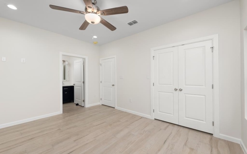 115 Marlin St. #B, South Padre Island, TX 78597, 2 Habitaciones Habitaciones , ,2 BañosBaños,Residential,En Venta,115 Marlin St.,100847