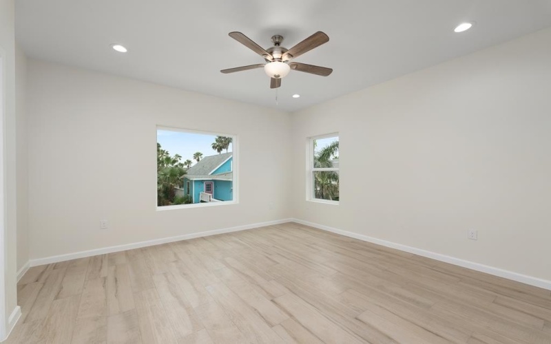 115 Marlin St. #B, South Padre Island, TX 78597, 2 Habitaciones Habitaciones , ,2 BañosBaños,Residential,En Venta,115 Marlin St.,100847