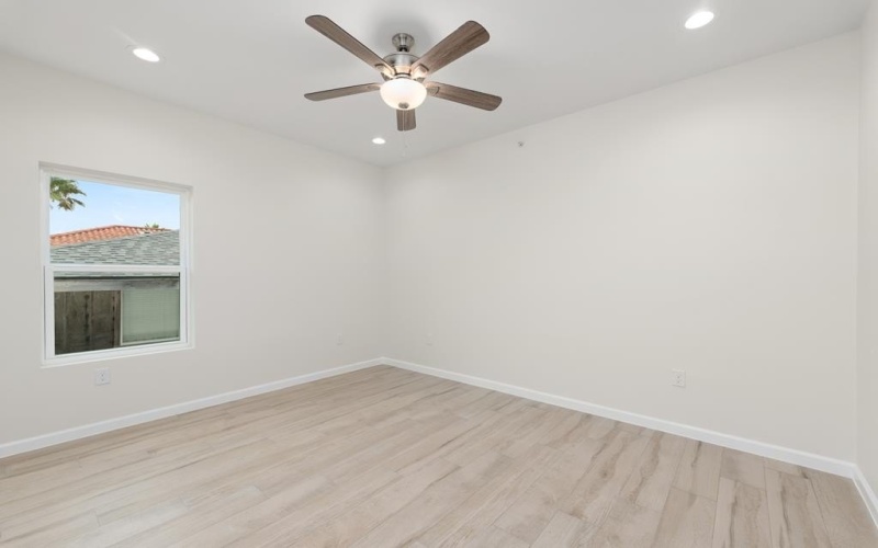 115 Marlin St. #B, South Padre Island, TX 78597, 2 Habitaciones Habitaciones , ,2 BañosBaños,Residential,En Venta,115 Marlin St.,100847