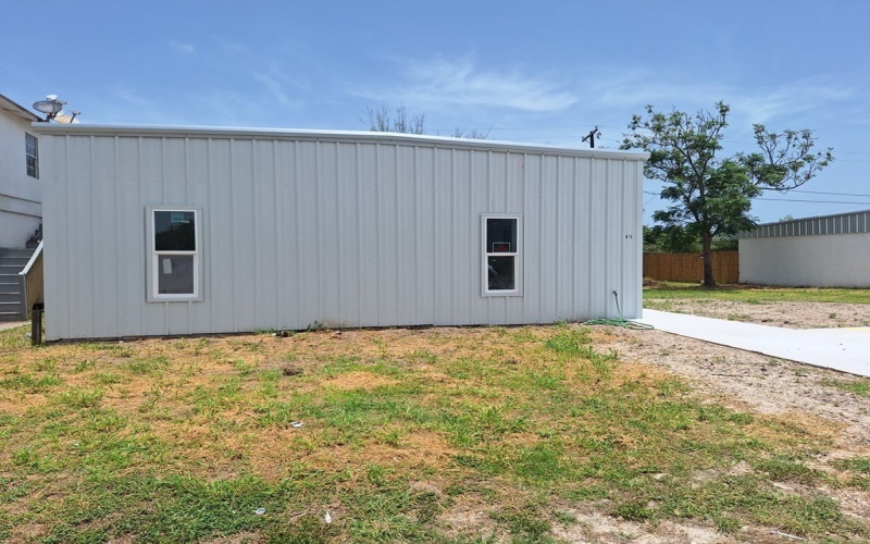 615 South Shore, Port Isabel, TX 78578, 4 Bedrooms Bedrooms, ,2 BathroomsBathrooms,Residential Multi Family,For Sale,615 South Shore,101477