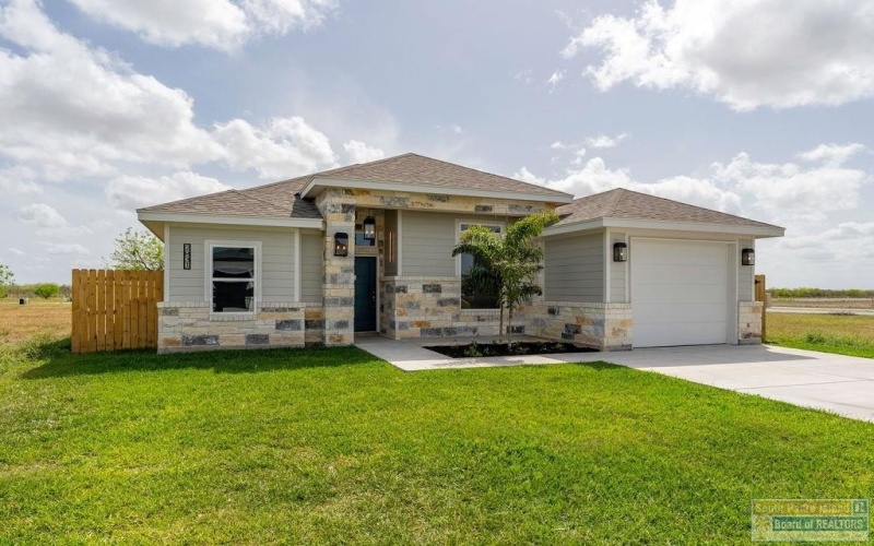 2831 Juan Castillo Ave., Port Isabel, TX 78578, 3 Bedrooms Bedrooms, ,2 BathroomsBathrooms,Residential,For Sale,2831 Juan Castillo Ave.,103032