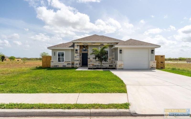 2831 Juan Castillo Ave., Port Isabel, TX 78578, 3 Bedrooms Bedrooms, ,2 BathroomsBathrooms,Residential,For Sale,2831 Juan Castillo Ave.,103032