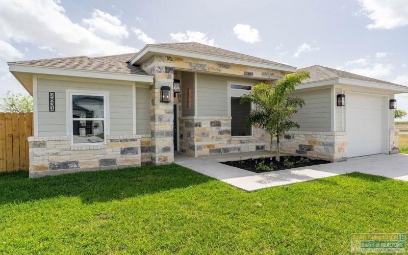 2831 Juan Castillo Ave., Port Isabel, TX 78578, 3 Bedrooms Bedrooms, ,2 BathroomsBathrooms,Residential,For Sale,2831 Juan Castillo Ave.,103032