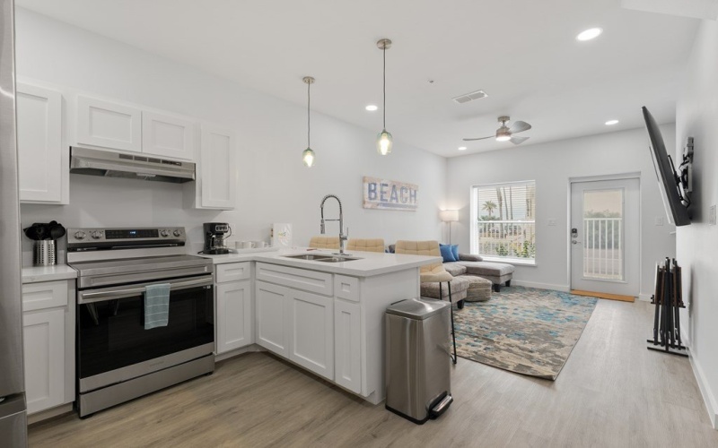5100 Laguna Blvd. #1, South Padre Island, TX 78597, 3 Habitaciones Habitaciones , ,2 BañosBaños,Residential,En Venta,5100 Laguna Blvd.,103117
