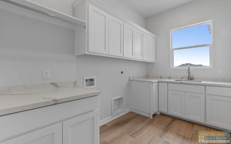 39 Arcos Gardens, Laguna Vista, TX 78578, 3 Bedrooms Bedrooms, ,3 BathroomsBathrooms,Residential,For Sale,39 Arcos Gardens,103142