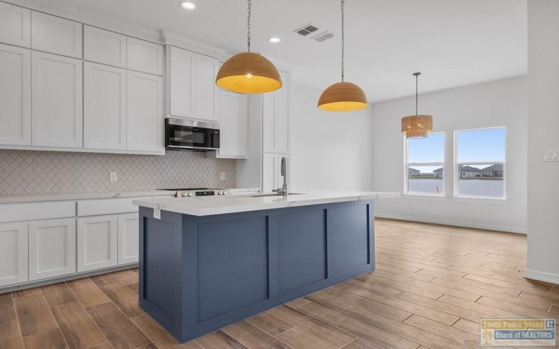 39 Arcos Gardens, Laguna Vista, TX 78578, 3 Bedrooms Bedrooms, ,3 BathroomsBathrooms,Residential,For Sale,39 Arcos Gardens,103142