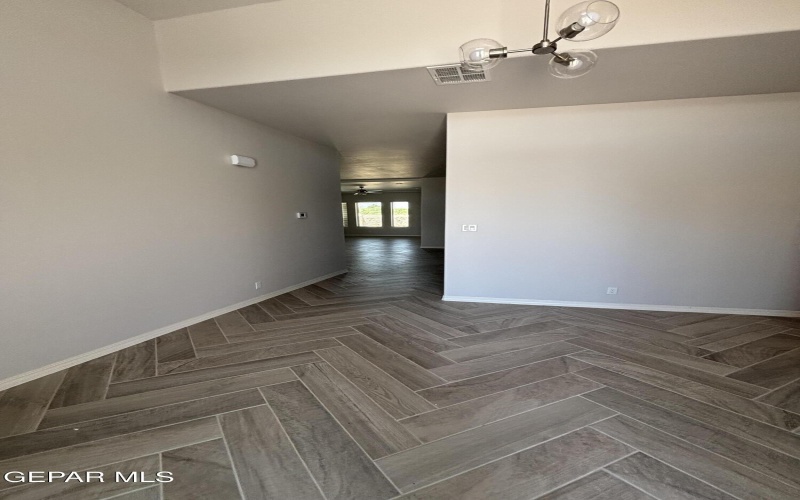 325 MERCED Court, El Paso, TX 79932, 4 Habitaciones Habitaciones , ,2 BañosBaños,Residential,En Venta,325 MERCED Court,922434