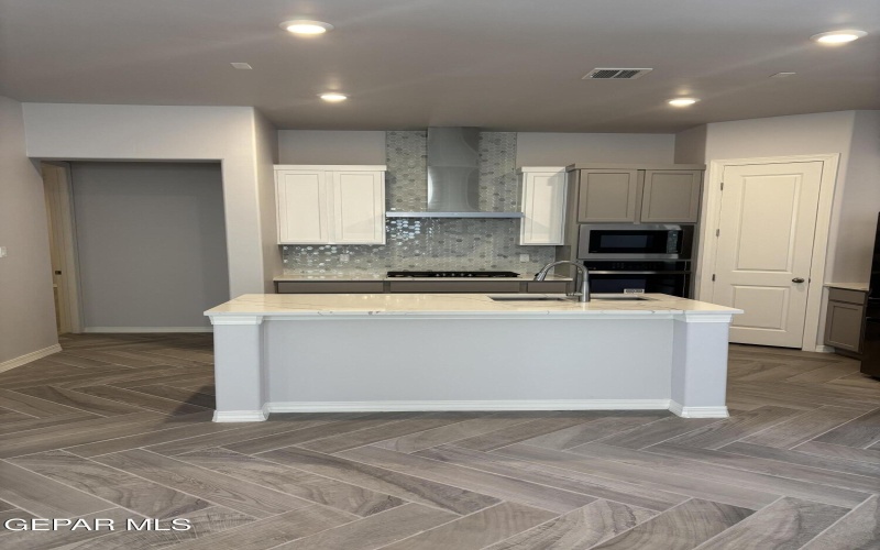 325 MERCED Court, El Paso, TX 79932, 4 Habitaciones Habitaciones , ,2 BañosBaños,Residential,En Venta,325 MERCED Court,922434