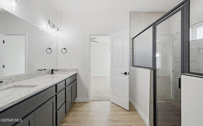 1192 Night Sky Street, El Paso, TX 79928, 5 Habitaciones Habitaciones , ,3 BañosBaños,Residential,En Venta,1192 Night Sky Street,0,922448