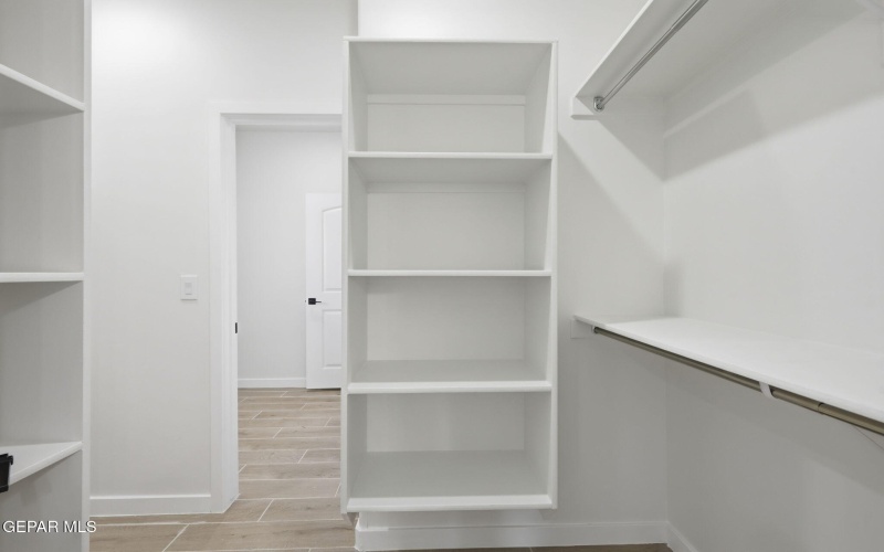 1192 Night Sky Street, El Paso, TX 79928, 5 Habitaciones Habitaciones , ,3 BañosBaños,Residential,En Venta,1192 Night Sky Street,0,922448