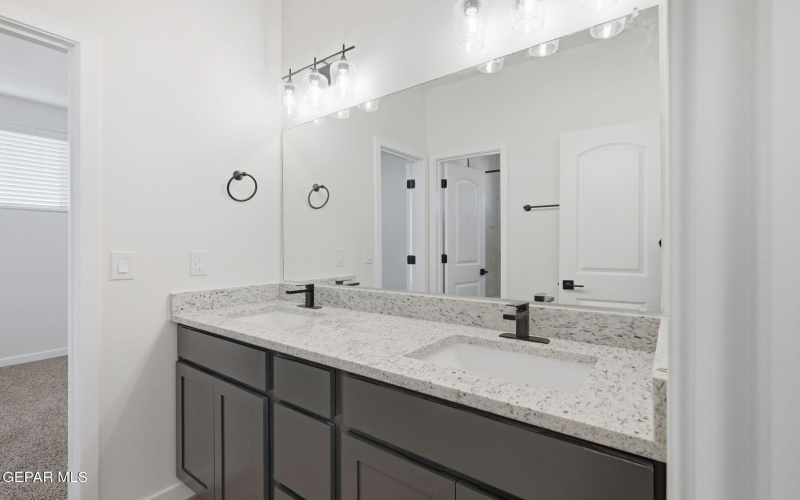 1192 Night Sky Street, El Paso, TX 79928, 5 Habitaciones Habitaciones , ,3 BañosBaños,Residential,En Venta,1192 Night Sky Street,0,922448