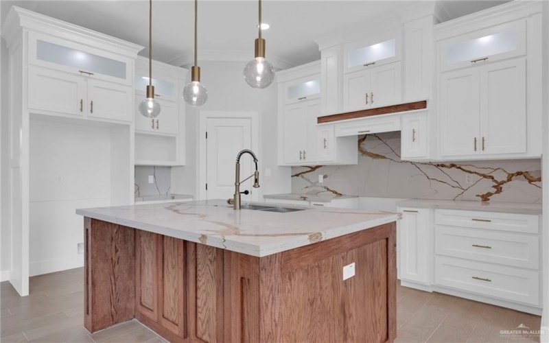 1101 Magnolia Street, Mission, TX 78573, 3 Bedrooms Bedrooms, ,2 BathroomsBathrooms,Residential,For Sale,1101 Magnolia Street,471003