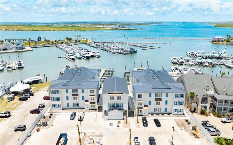 136 W Cotter Avenue unit: 3 #3, Port Aransas, TX 78373, 2 Habitaciones Habitaciones , ,2 BañosBaños,Residential,En Venta,136 W Cotter Avenue unit: 3,0,455189
