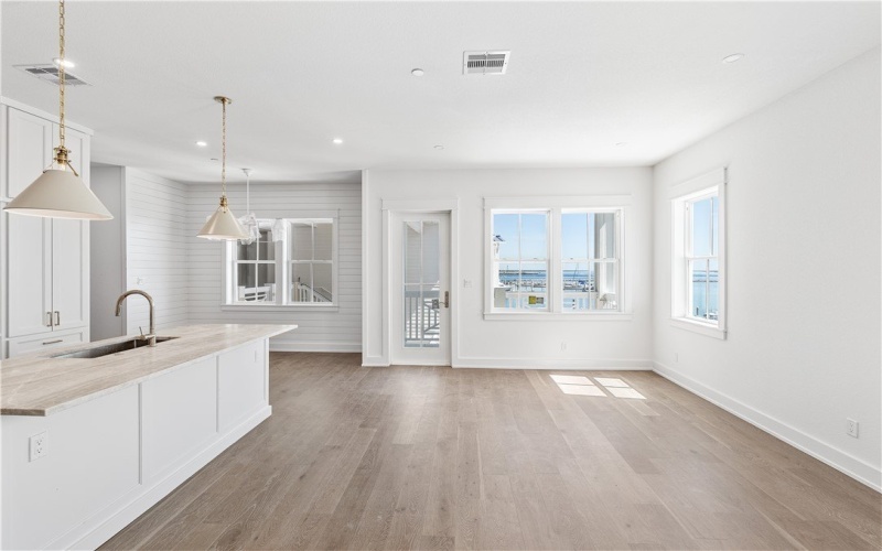 136 W Cotter Avenue #3, Port Aransas, TX 78373, 2 Bedrooms Bedrooms, ,2 BathroomsBathrooms,Residential,For Sale,136 W Cotter Avenue,455189