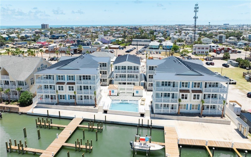 136 W Cotter Avenue unit: 9 #9, Port Aransas, TX 78373, 2 Bedrooms Bedrooms, ,2 BathroomsBathrooms,Residential,For Sale,136 W Cotter Avenue unit: 9,0,455191