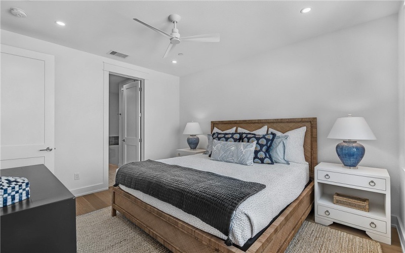 136 W Cotter Avenue unit: 4 #4, Port Aransas, TX 78373, 2 Habitaciones Habitaciones , ,2 BañosBaños,Residential,En Venta,136 W Cotter Avenue unit: 4,0,456791