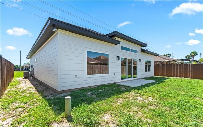 2229 N Ruby Street, Edinburg, TX 78541, 3 Habitaciones Habitaciones , ,2 BañosBaños,Residential,En Venta,2229 N Ruby Street,471216