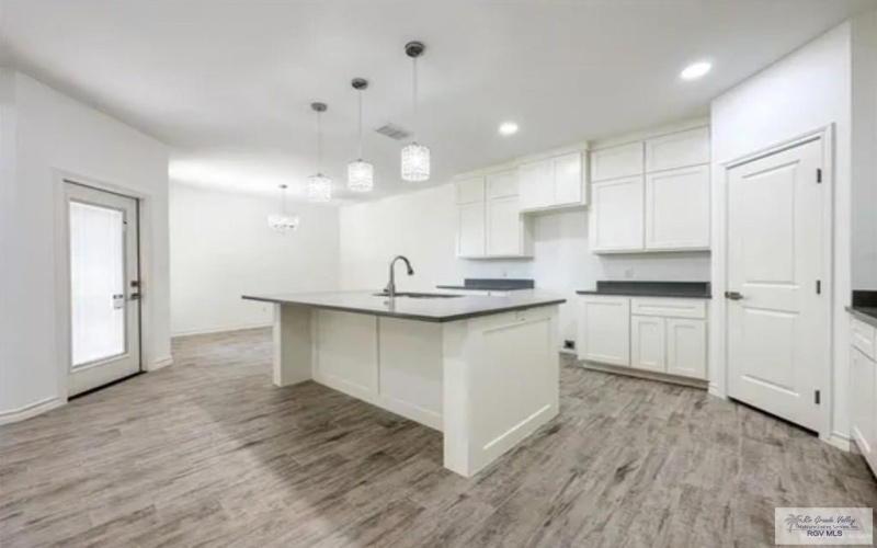 17134 MANDARIN AVE., HARLINGEN, TX 78552, 3 Bedrooms Bedrooms, ,2 BathroomsBathrooms,Residential,For Sale,17134 MANDARIN AVE.,29765224