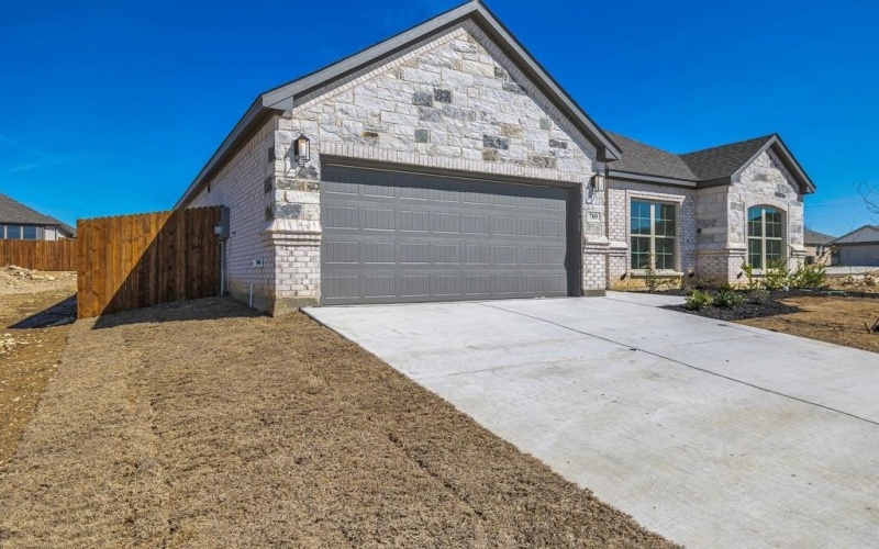 709 Broken Bow Lane, Cleburne, TX 76033, 4 Bedrooms Bedrooms, ,2 BathroomsBathrooms,Residential,For Sale,709 Broken Bow Lane,20774822
