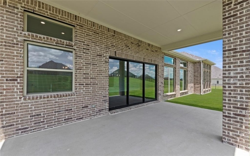 403 Spoonbill Road, Sunnyvale, TX 75182, 5 Bedrooms Bedrooms, ,5 BathroomsBathrooms,Residential,For Sale,403 Spoonbill Road,20799906