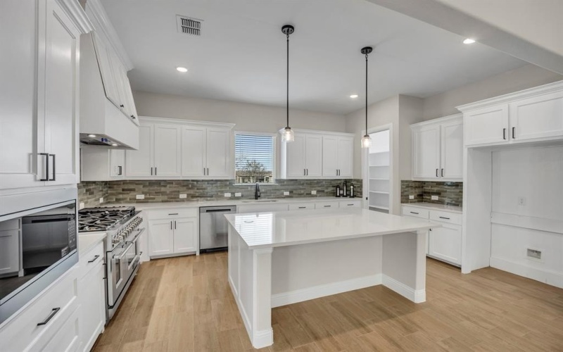 3920 Lonesome Quail Drive, Burleson, TX 76028, 4 Habitaciones Habitaciones , ,3 BañosBaños,Residential,En Venta,3920 Lonesome Quail Drive,20788248