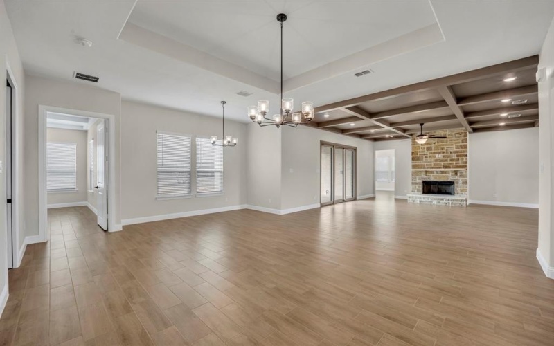 3920 Lonesome Quail Drive, Burleson, TX 76028, 4 Habitaciones Habitaciones , ,3 BañosBaños,Residential,En Venta,3920 Lonesome Quail Drive,20788248