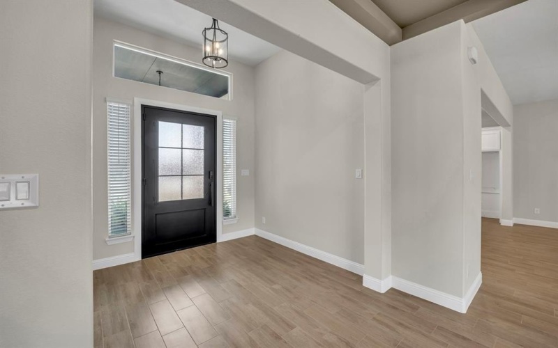 3920 Lonesome Quail Drive, Burleson, TX 76028, 4 Habitaciones Habitaciones , ,3 BañosBaños,Residential,En Venta,3920 Lonesome Quail Drive,20788248