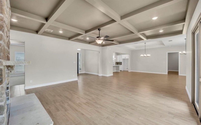 3920 Lonesome Quail Drive, Burleson, TX 76028, 4 Habitaciones Habitaciones , ,3 BañosBaños,Residential,En Venta,3920 Lonesome Quail Drive,20788248