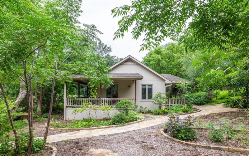 7517 Sunnyview Lane, Flower Mound, TX 75022, 5 Bedrooms Bedrooms, ,5 BathroomsBathrooms,Residential,For Sale,7517 Sunnyview Lane,20782115