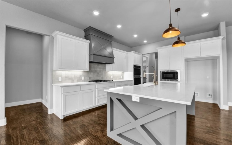 170 Fan Mill Trail, Weatherford, TX 76085, 4 Bedrooms Bedrooms, ,2 BathroomsBathrooms,Residential,For Sale,170 Fan Mill Trail,20812727