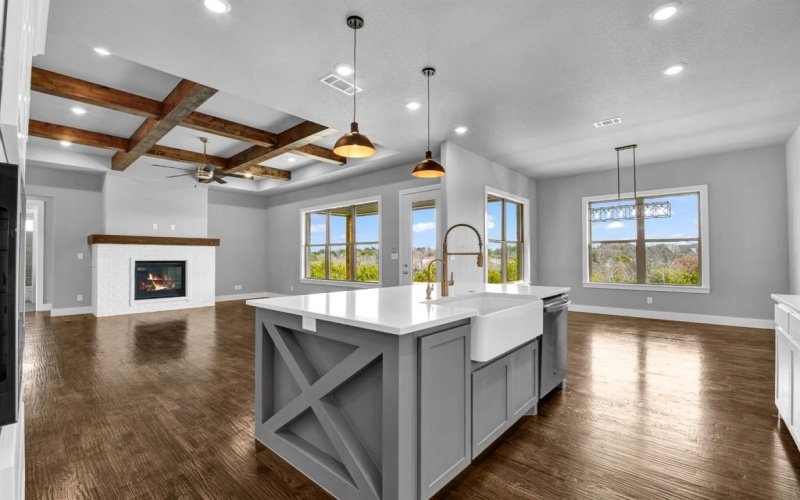170 Fan Mill Trail, Weatherford, TX 76085, 4 Bedrooms Bedrooms, ,2 BathroomsBathrooms,Residential,For Sale,170 Fan Mill Trail,20812727