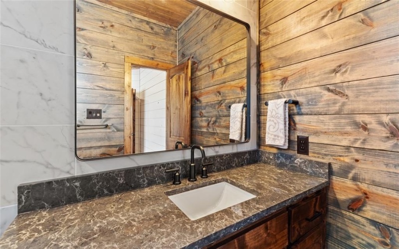 93 Twisted Pine Trail, Broken Bow, OK 74728, 3 Bedrooms Bedrooms, ,3 BathroomsBathrooms,Residential,For Sale,93 Twisted Pine Trail,20800799