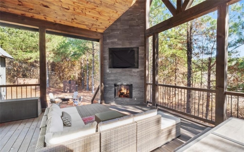 93 Twisted Pine Trail, Broken Bow, OK 74728, 3 Bedrooms Bedrooms, ,3 BathroomsBathrooms,Residential,For Sale,93 Twisted Pine Trail,20800799